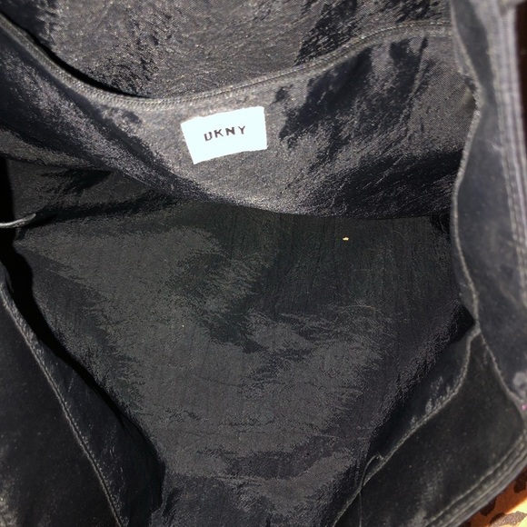 Donna Karen DKNY black microfiber Laptop,Book,Tote bag lightweight zip pocket - Picture 5 of 10